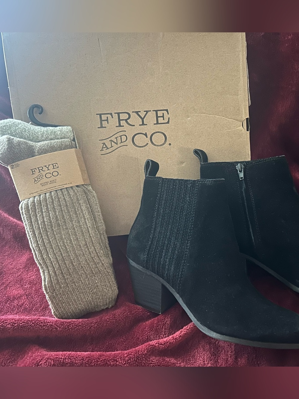 FRYE AND CO. Suede Jacy Chelsea Ankle Boots & 2 Pairs of Socks